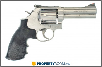 Smith & Wesson 686-6 357 MAGNUM