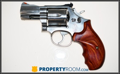 SMITH & WESSON 686-4 357 MAG